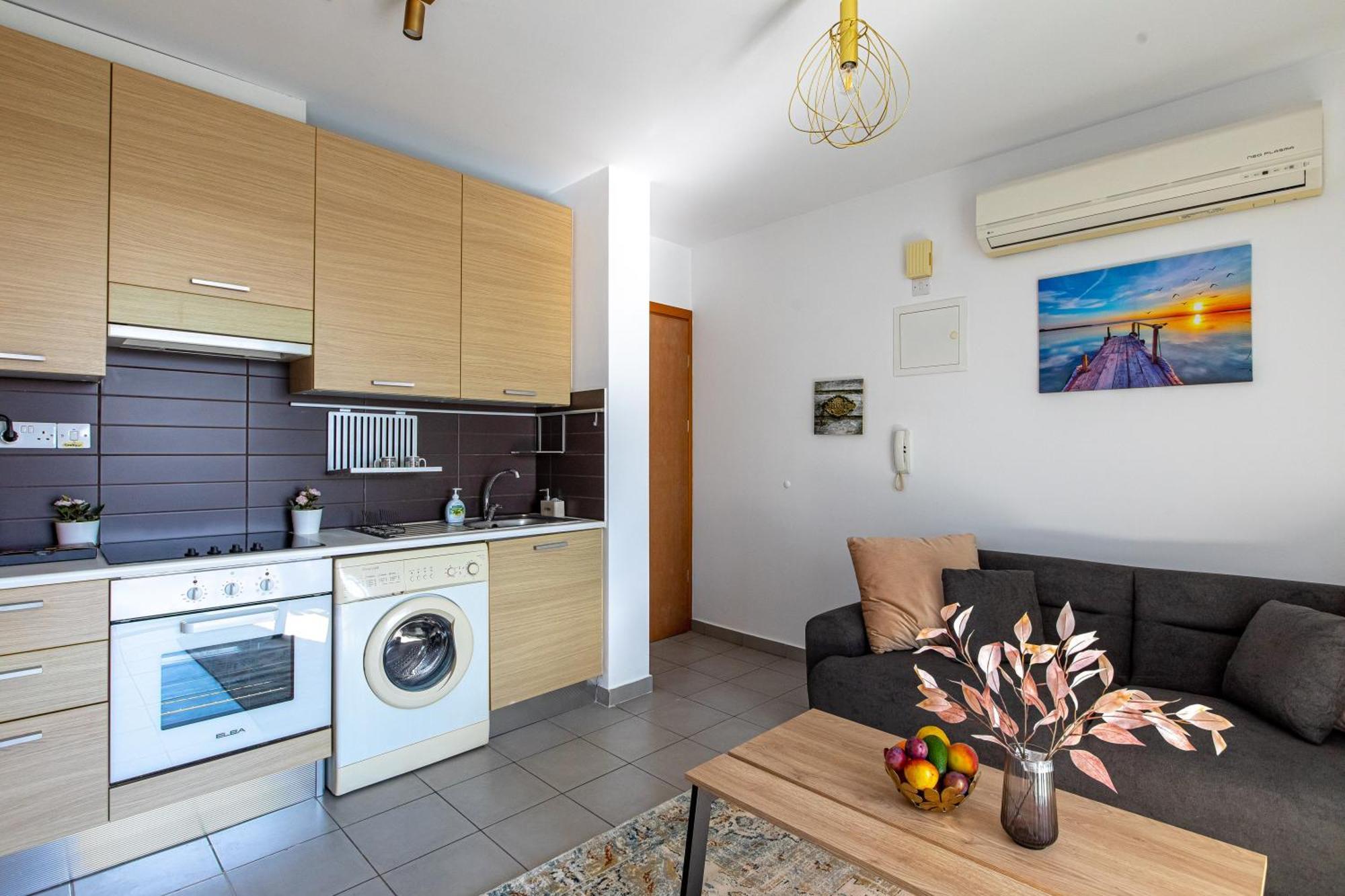 Cosy Apart At Lykavitos Никозия Екстериор снимка