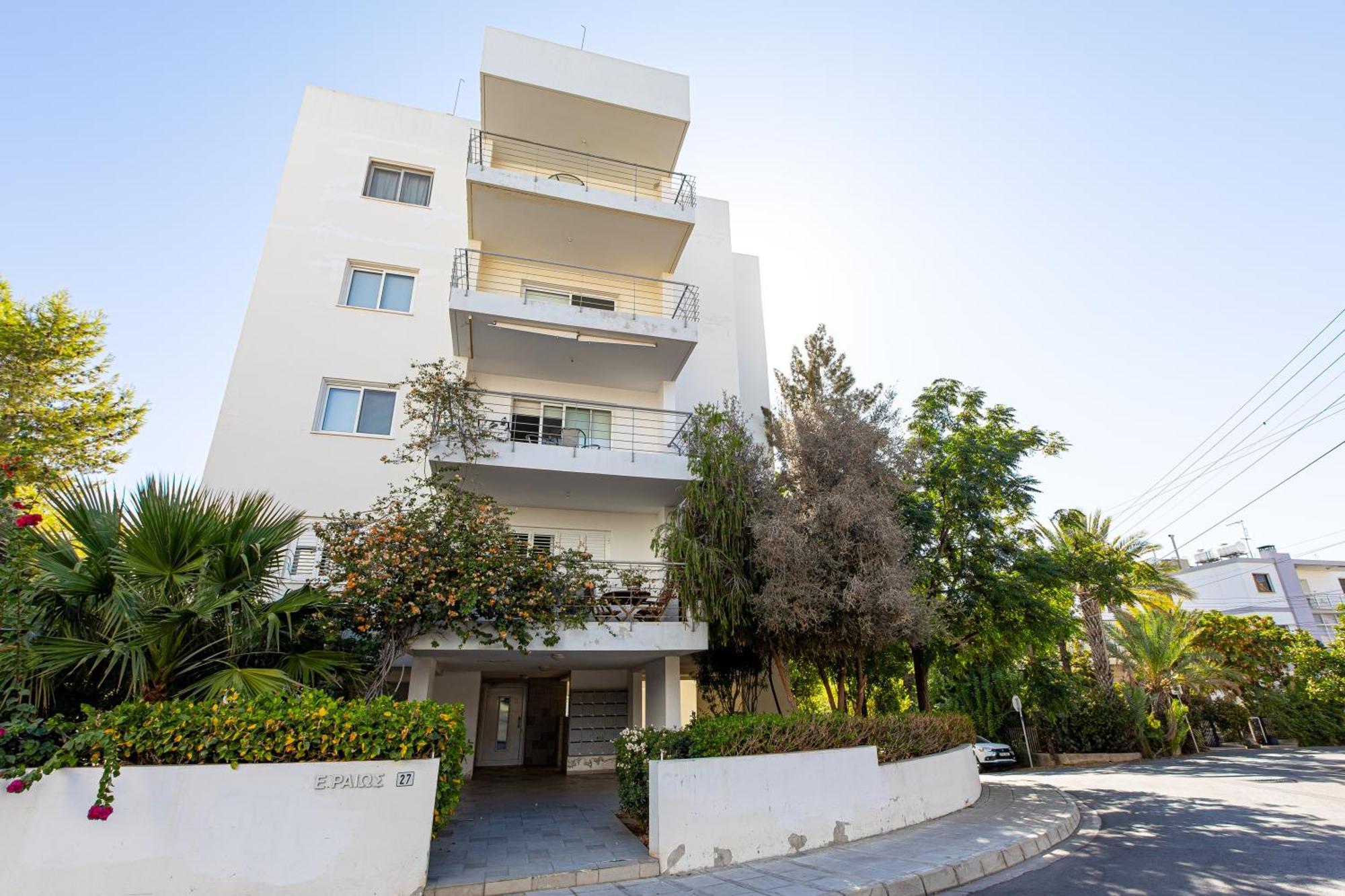 Cosy Apart At Lykavitos Никозия Екстериор снимка